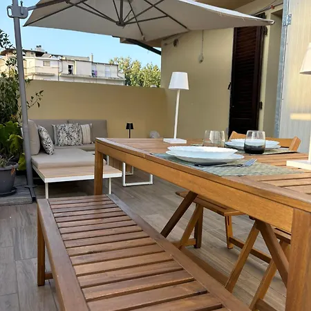 Attico Zona Mare Bed & Breakfast Cattolica