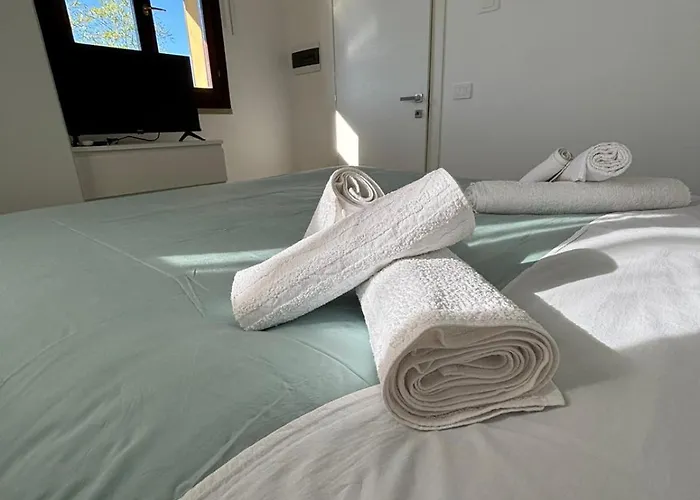 In Attico Zona Mare B&B 카톨리카